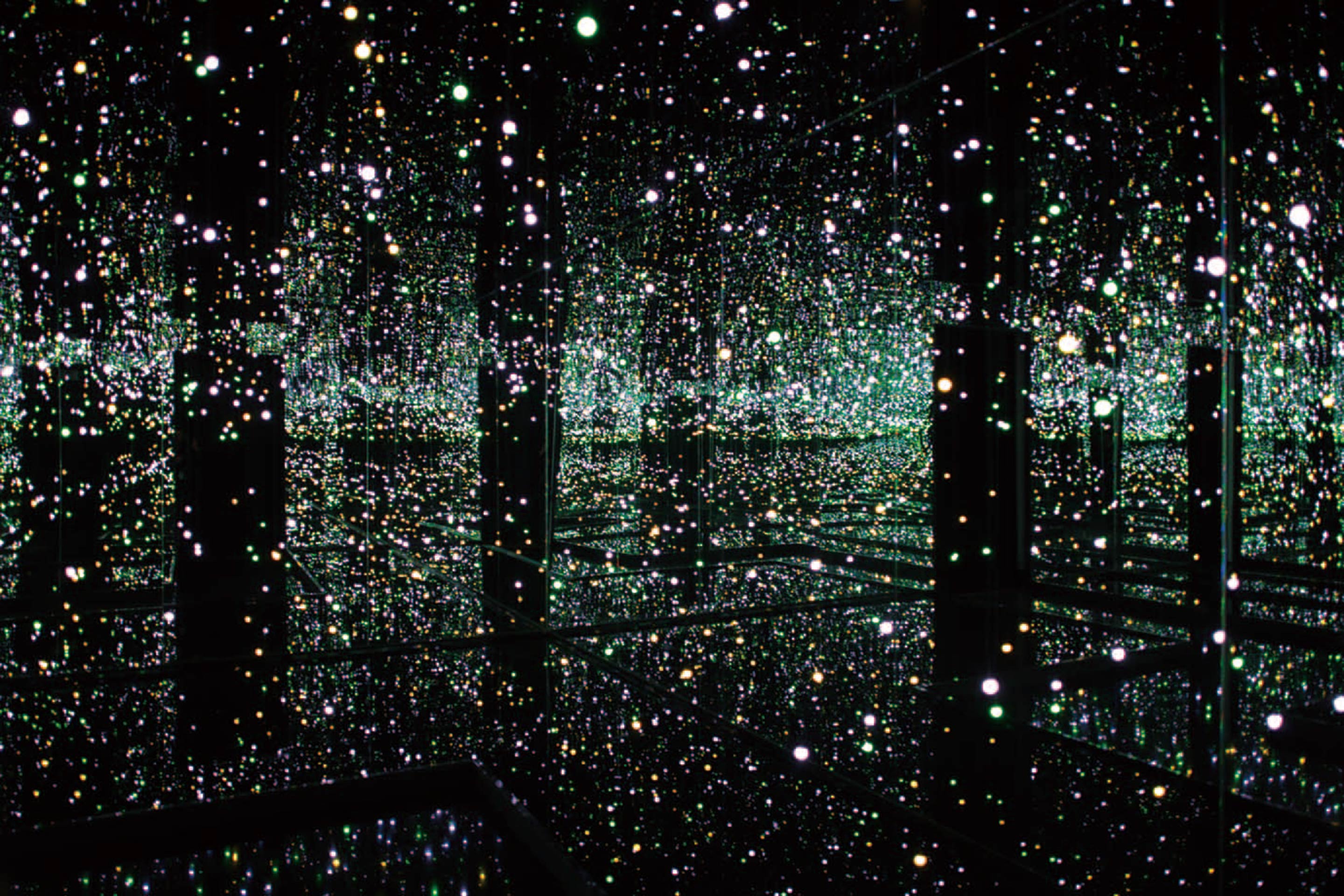 「生命の輝きに満ちて」Courtesy of Ota Fine Arts, Tokyo/Singapore; Victoria Miro Gallery, London; David Zwirner, New York ©YAYOI KUSAMA