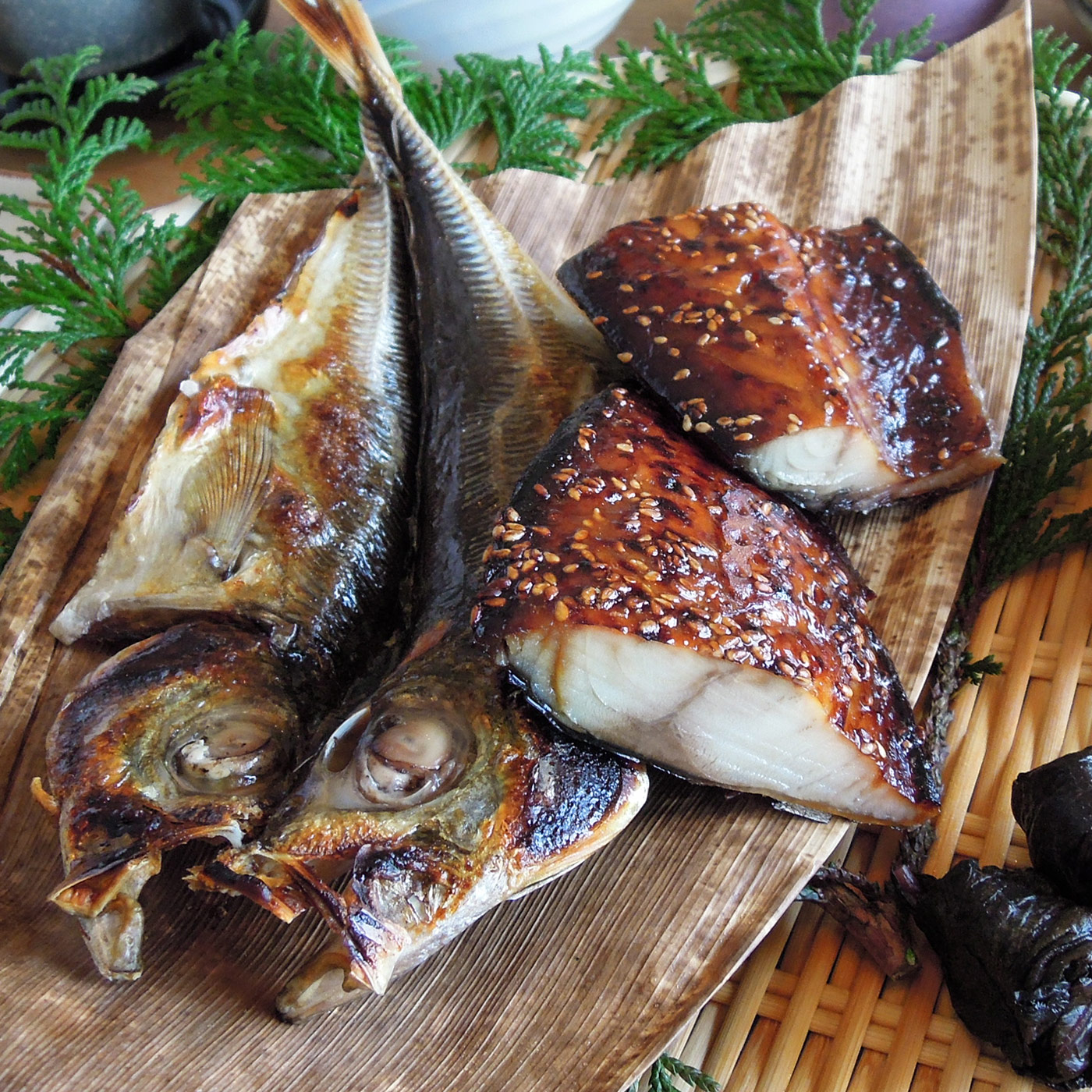 肉厚の鯖の味醂干しは、まさに日本の朝餉。