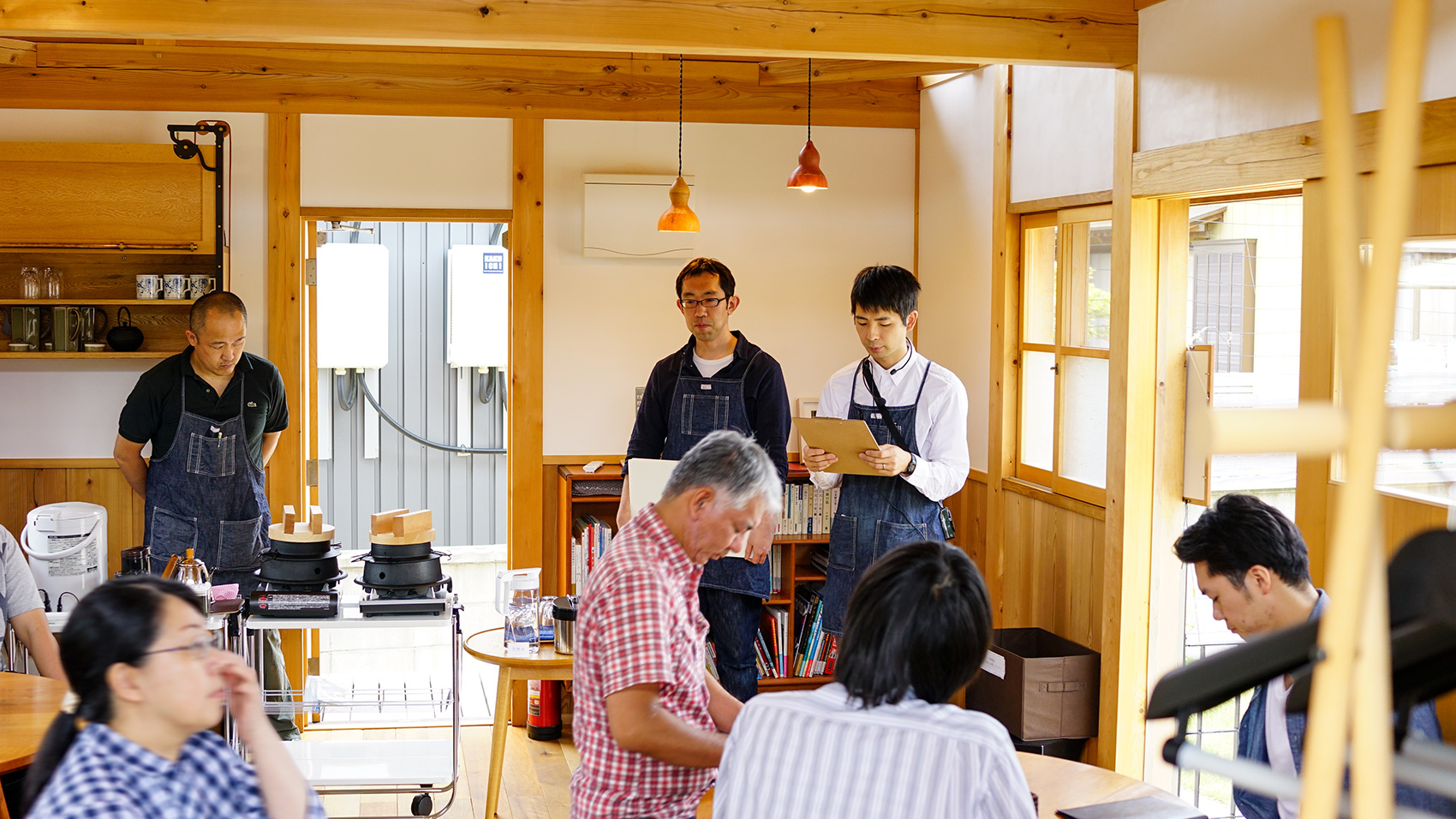 革小物のアトリエを公開する「WILDSWANS」アトリエ限定品を3名様に